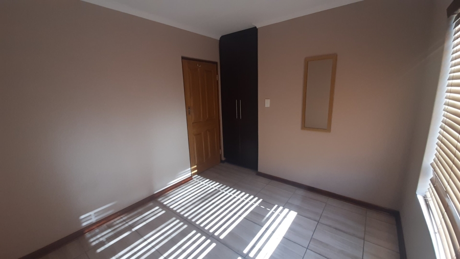 4 Bedroom Property for Sale in Seemeeu Park Western Cape
